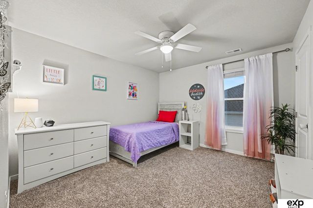 11520 S 191 Avenue, Gretna, NE 68028
