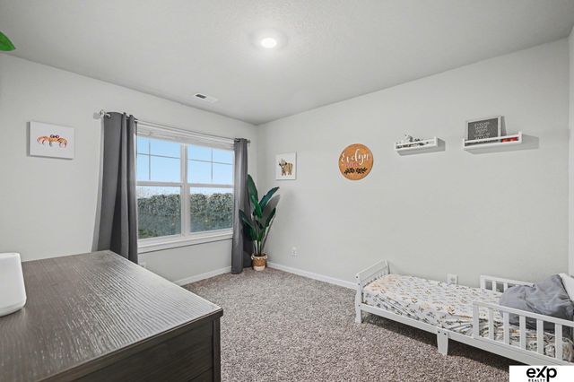 11520 S 191 Avenue, Gretna, NE 68028