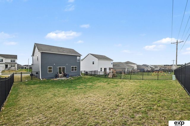 11520 S 191 Avenue, Gretna, NE 68028
