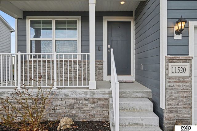 11520 S 191 Avenue, Gretna, NE 68028