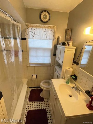 15847 Asbury Park, Detroit, MI 48227