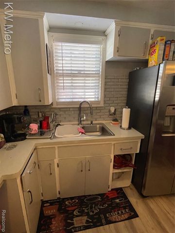 15847 Asbury Park, Detroit, MI 48227