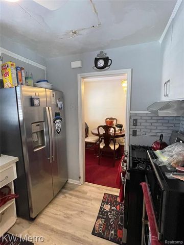 15847 Asbury Park, Detroit, MI 48227