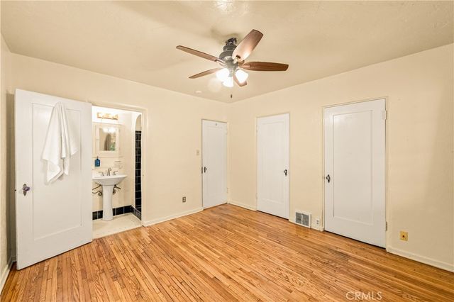 2835 Chestnut Avenue, Long Beach, CA 90806