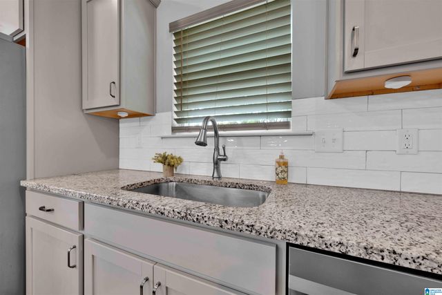 4460 OLD CAHABA PARKWAY, Helena, AL 35080