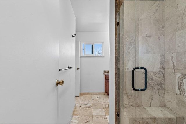 1300 Mesa Drive, Hollister, CA 95023