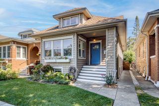 5019 N Kilbourn Avenue, Chicago, IL 60630