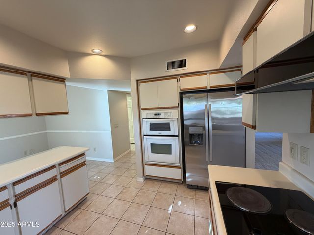 26629 S SAGEBERRY Drive, Sun Lakes, AZ 85248