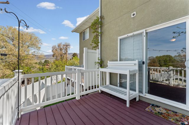2064 S ORCHARD DR, Bountiful, UT 84010