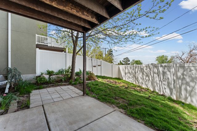 2064 S ORCHARD DR, Bountiful, UT 84010