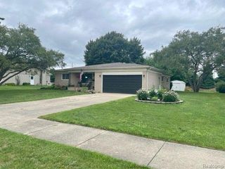 37248 Vargo Street, Livonia, MI 48152