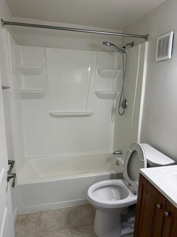84 Highland Avenue 4, Salem, MA 01970