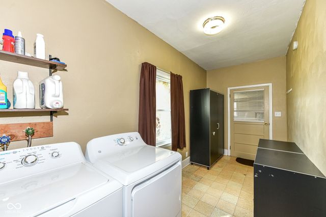 4260 S Ridgeview Road, Anderson, IN 46013