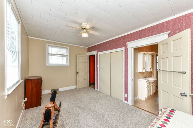 4260 S Ridgeview Road, Anderson, IN 46013