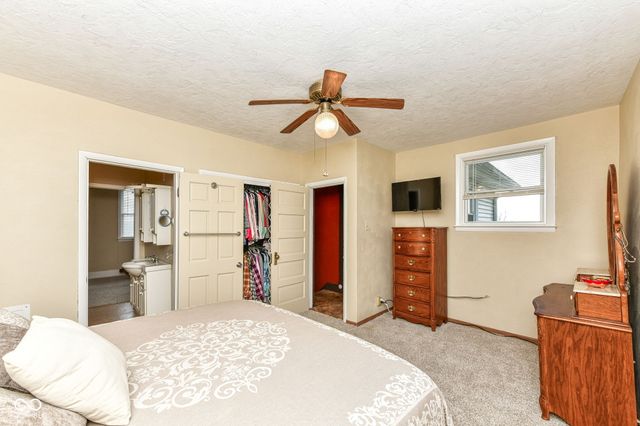 4260 S Ridgeview Road, Anderson, IN 46013