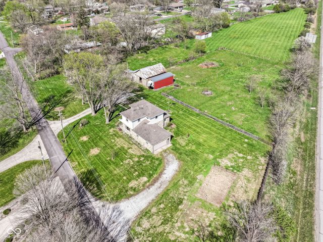4260 S Ridgeview Road, Anderson, IN 46013