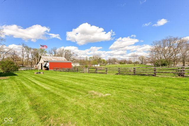 4260 S Ridgeview Road, Anderson, IN 46013
