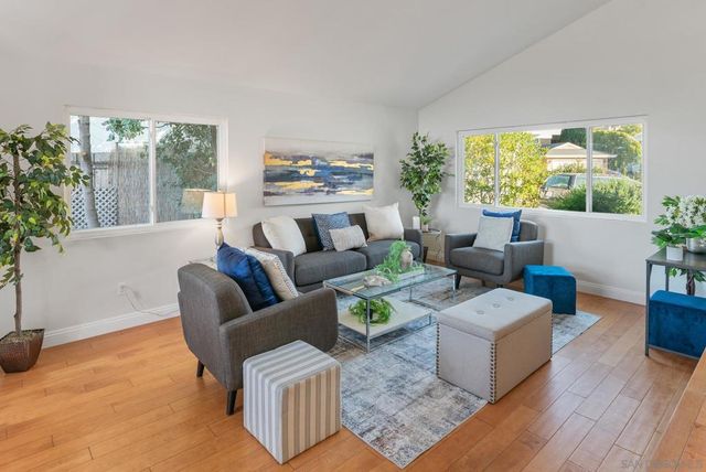 6868 Deer Hollow, San Diego, CA 92120