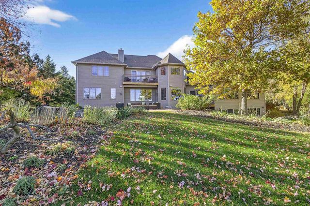 8224 GOLF COURSE DRIVE, Neenah, WI 54956