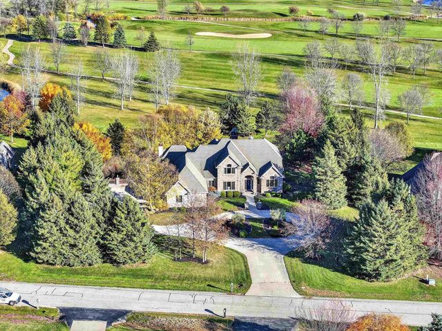 8224 GOLF COURSE DRIVE, Neenah, WI 54956