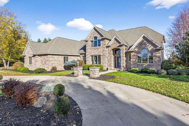 8224 GOLF COURSE DRIVE, Neenah, WI 54956