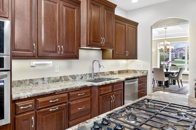 8224 GOLF COURSE DRIVE, Neenah, WI 54956