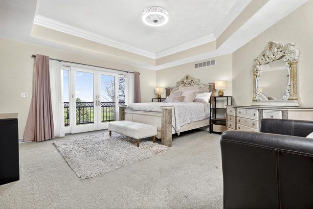 8224 GOLF COURSE DRIVE, Neenah, WI 54956