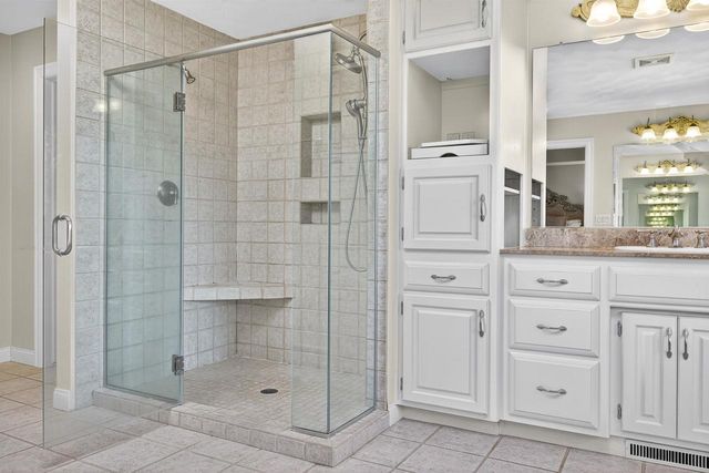 8224 GOLF COURSE DRIVE, Neenah, WI 54956