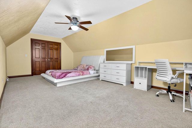 8224 GOLF COURSE DRIVE, Neenah, WI 54956