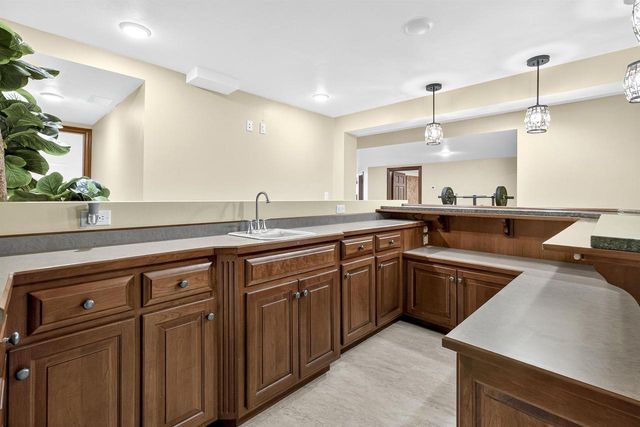 8224 GOLF COURSE DRIVE, Neenah, WI 54956