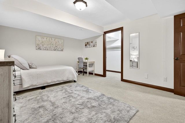 8224 GOLF COURSE DRIVE, Neenah, WI 54956