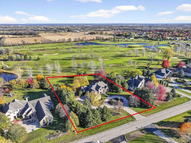 8224 GOLF COURSE DRIVE, Neenah, WI 54956