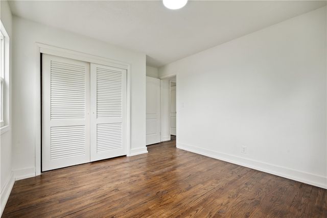 2709 Madison Avenue, Des Moines, IA 50310