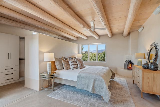 84 Paseo De Aguila, Santa Fe, NM 87506