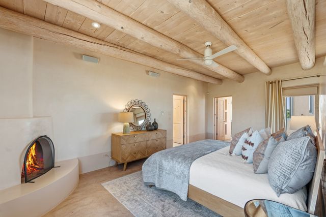 84 Paseo De Aguila, Santa Fe, NM 87506