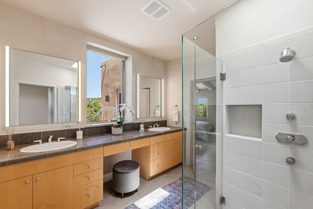 84 Paseo De Aguila, Santa Fe, NM 87506