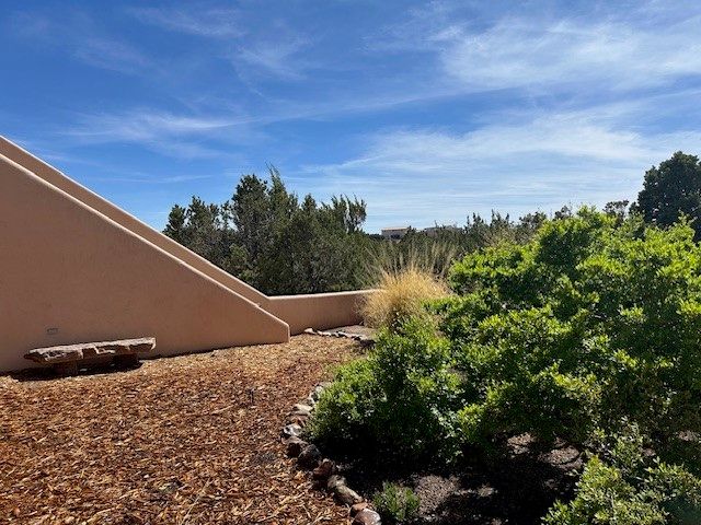 84 Paseo De Aguila, Santa Fe, NM 87506