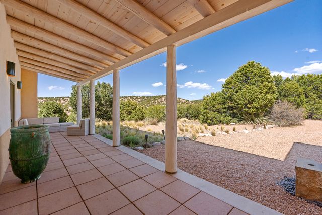 84 Paseo De Aguila, Santa Fe, NM 87506