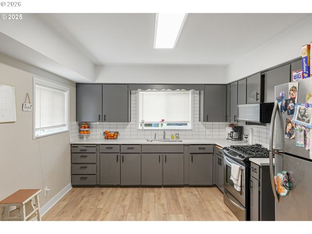 836 ELDIN Ave, Salem, OR 97317