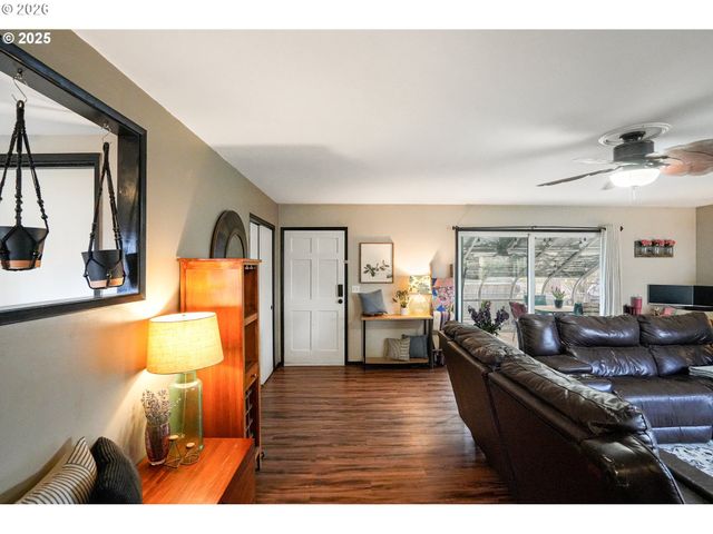 836 ELDIN Ave, Salem, OR 97317