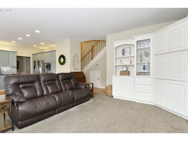 28669 Sw MEADOWS Loop, Wilsonville, OR 97070