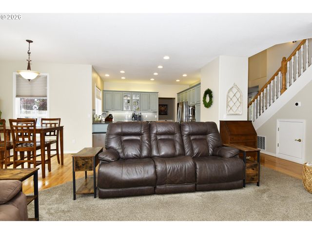 28669 Sw MEADOWS Loop, Wilsonville, OR 97070