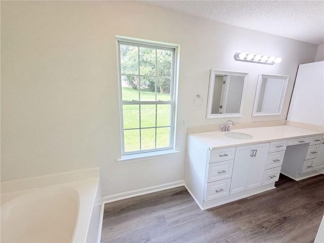 2506 Marixa Drive, Statham, GA 30666