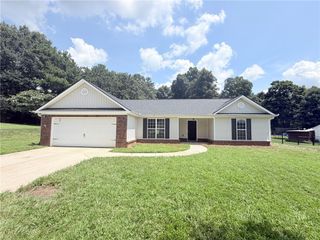 2506 Marixa Drive, Statham, GA 30666