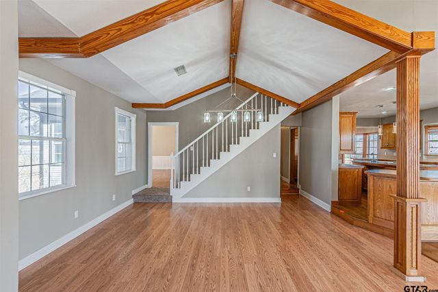 11786 County Road 4401, Larue, TX 75770