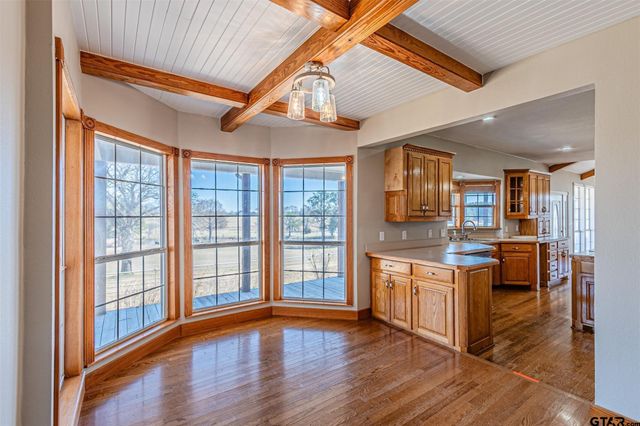 11786 County Road 4401, Larue, TX 75770