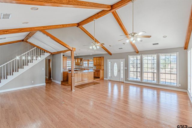 11786 County Road 4401, Larue, TX 75770