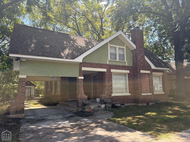 805 W Jefferson ave, Jonesboro, AR 72401