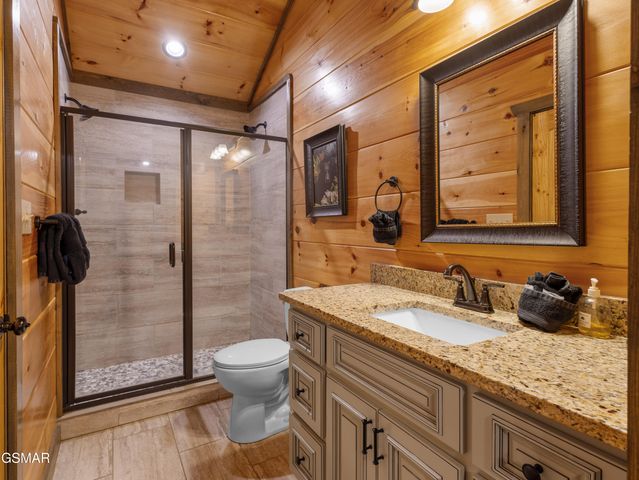 519 Edgewood Drive, Gatlinburg, TN 37738