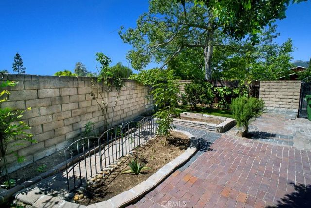 13576 Polk Street, Sylmar, CA 91342